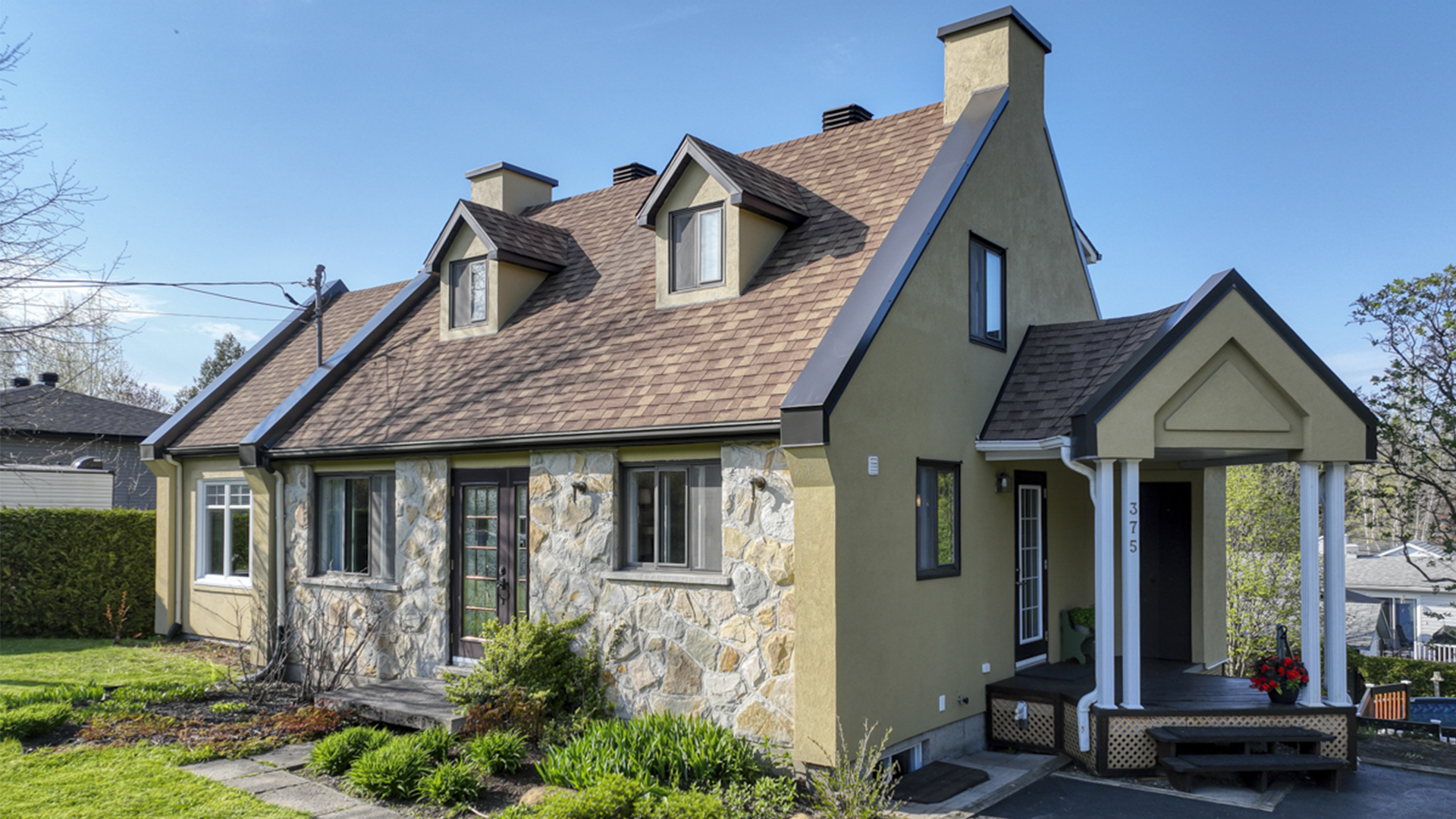 Maison unifamiliale spacieuse à vendre à Disraeli près du Lac Aylmer