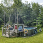 maison écoénergétique avec terrain boisé, piscine et étang privé